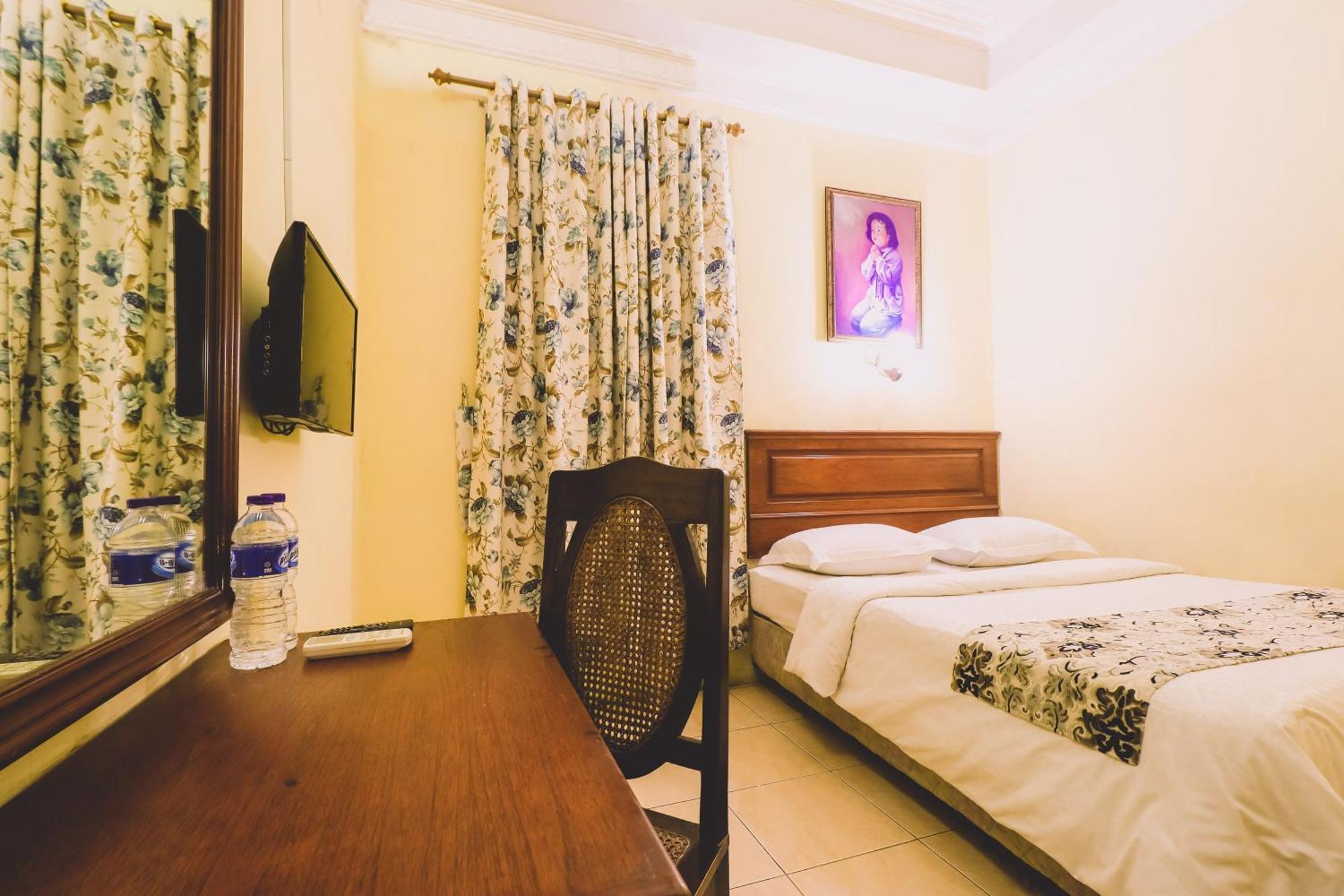 Pia Hotel Medan
